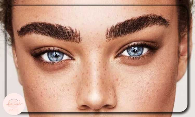 ابروهای پهن و صاف